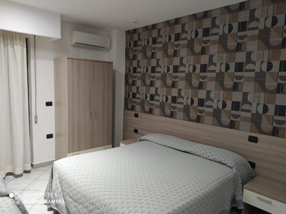 Hotel Poseidon Кориляно Калабро Екстериор снимка