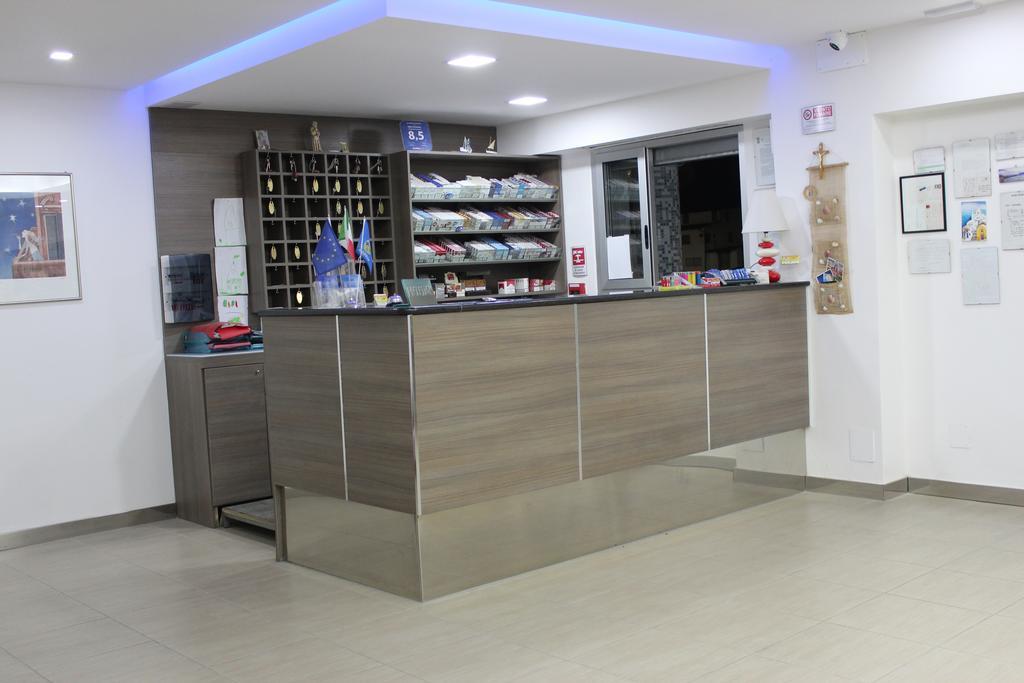 Hotel Poseidon Кориляно Калабро Екстериор снимка